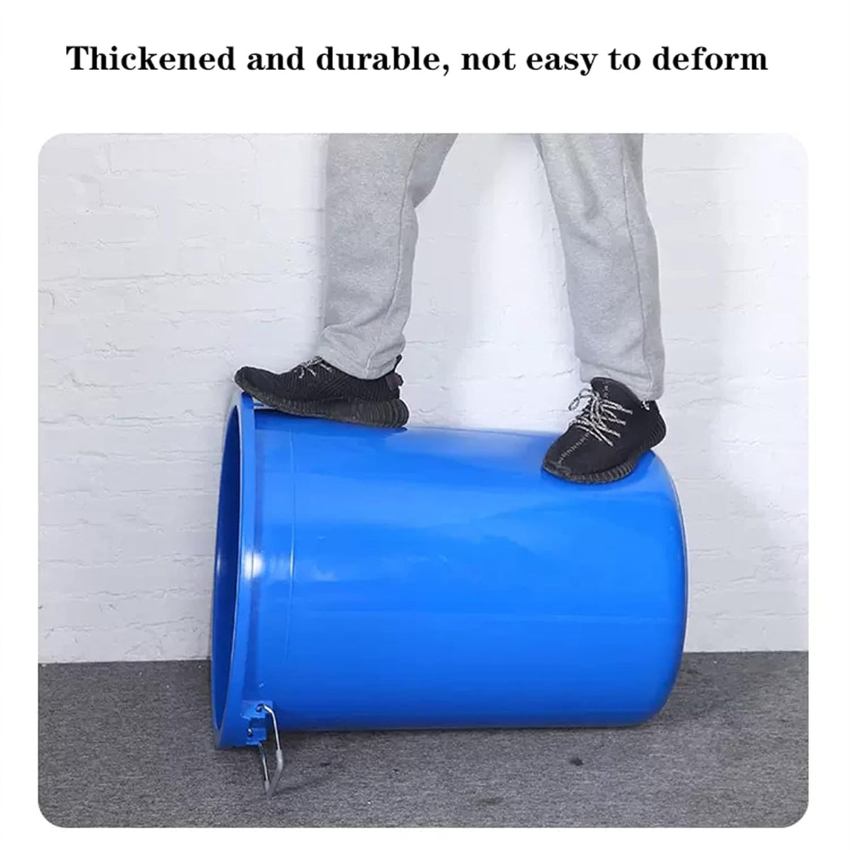 122.5L Round Plastic Bucket with Lid Heavy Duty