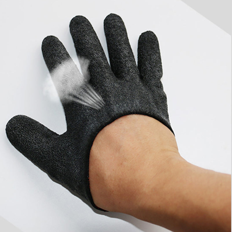 Fisherman Pro Cut-Resistant Fishing Glove with Magnetic Release