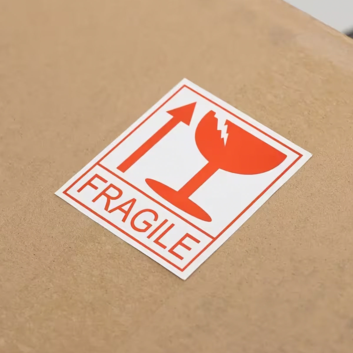 640PCS Fragile Shipping Labels 5×4cm Self Adhesive Carton Warning Stickers